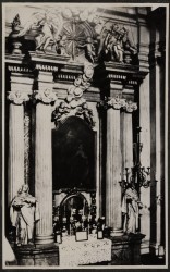 Ołtarz boczny kościoła pod