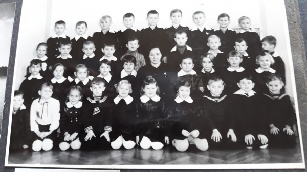 <strong>Miła 7</strong>, 1961