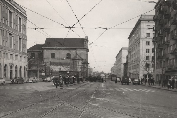 <strong>Al. Solidarności 80</strong>, 1961