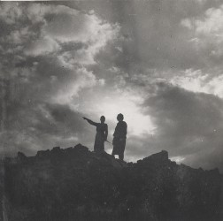 Fotografki na ruinach