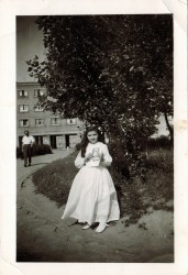 Dziewczynka w sukience