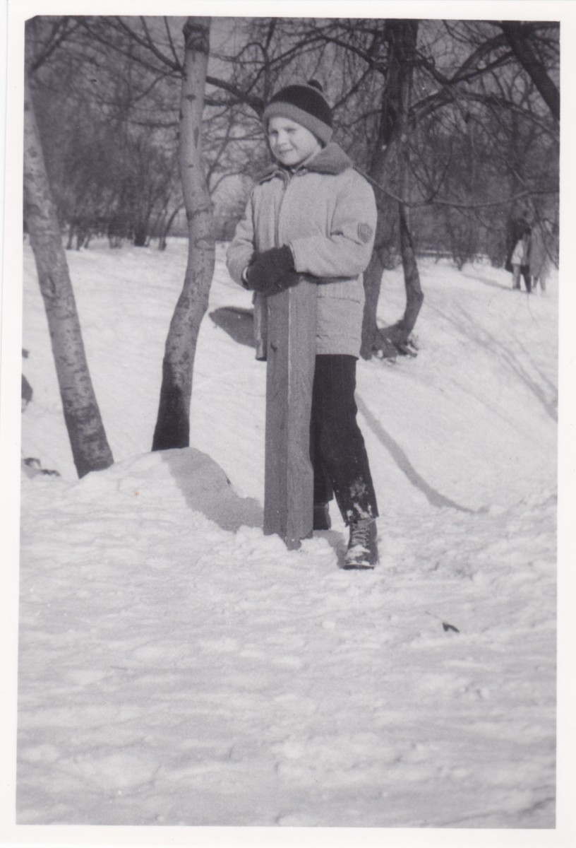 Mały mieszkaniec Muranowa w 