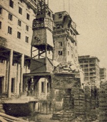 Jeden z ``pałaców Stalina``
