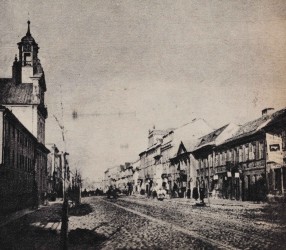 Więzienie karmelickie obok
