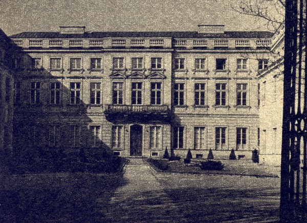 <strong>Miodowa 17/19</strong>, 1983
