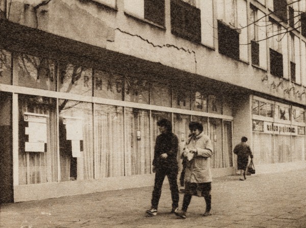 <strong>plac Bankowy</strong>, 1987