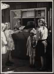 Kiosk przy parafii pod