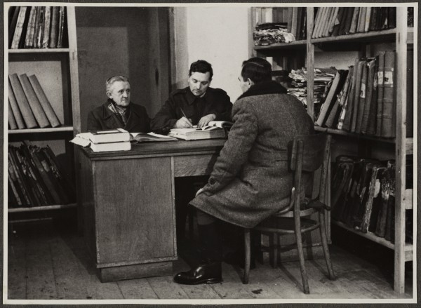 <strong>Al. Solidarności 80</strong>, 1952