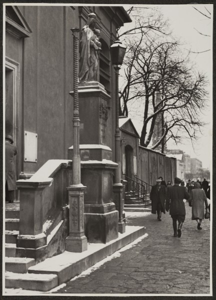 <strong>Al. Solidarności 80</strong>, 1953