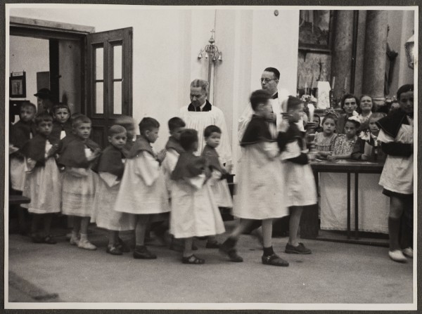 <strong>Al. Solidarności 80</strong>, 1952