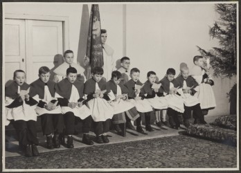 Nieszpory w kościele pod