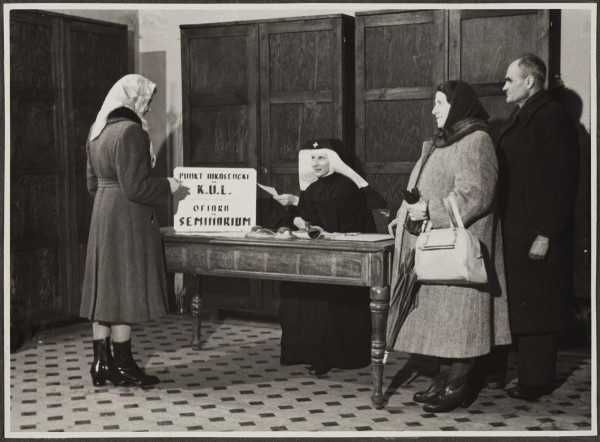 <strong>Al. Solidarności 80</strong>, 1952