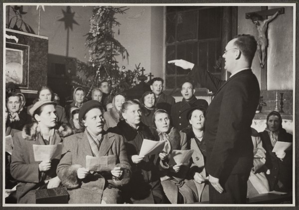 <strong>Al. Solidarności 80</strong>, 1952
