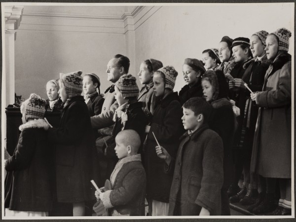 <strong>Al. Solidarności 80</strong>, 1952