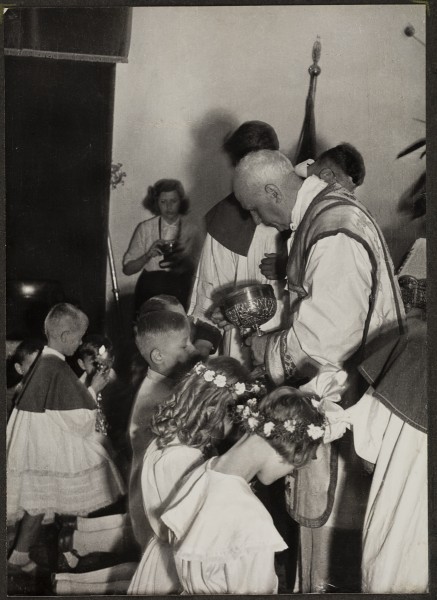<strong>Al. Solidarności 80</strong>, 1952