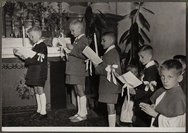 <strong>Al. Solidarności 80</strong>, 1952