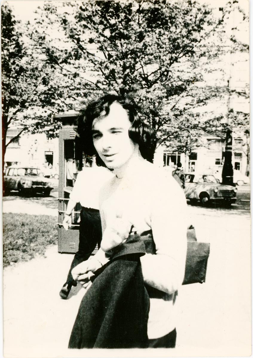 Młody mieszkaniec Muranowa 