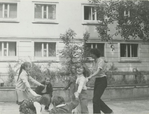 <strong>Nowolipie 21</strong>, 1980