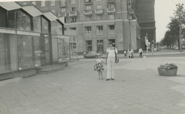 <strong>Jana Pawła II 49</strong>, 1981