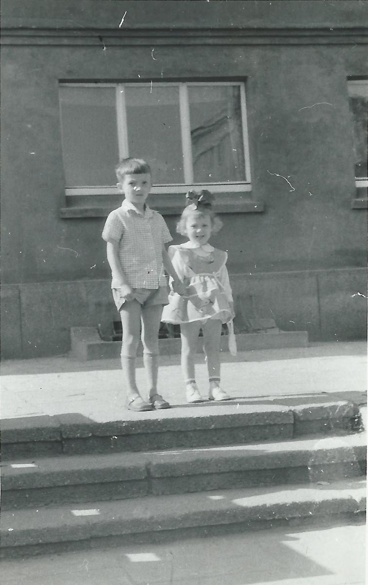 Do wybudowanego w 1953 r. 