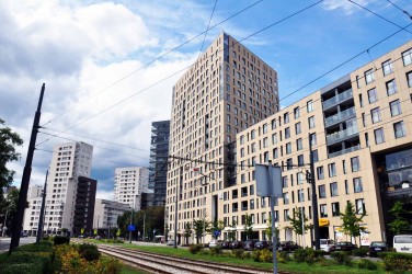 Widok na apartamentowce w