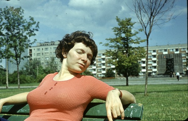 <strong>Anielewicza 6</strong>, 1976