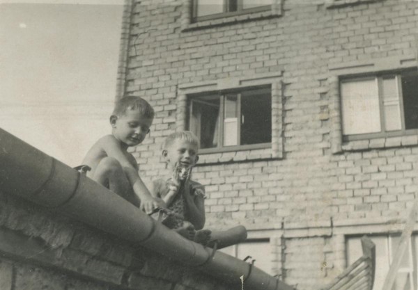 <strong>Nowolipie 21</strong>, 1952