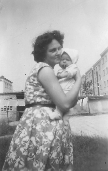 <strong>Nowolipie 21</strong>, 1956