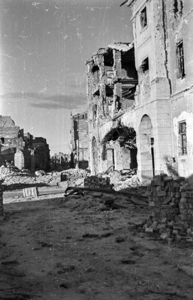 <strong>Świetojerska</strong>, 1945